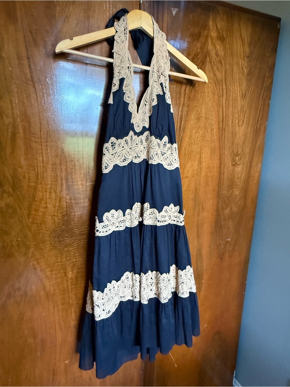 BCBG MAXAZRIA Y2K Cotton Silk Lace Halter Tiered Midi Dress